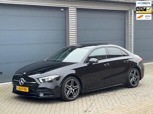 Mercedes-Benz A-klasse 180 Business Solution AMG night