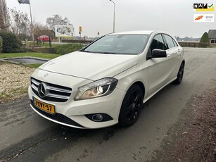 Mercedes-Benz A-klasse 200 Ambition LEER NAVI LED EXNON PDC