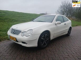 Mercedes-Benz C-klasse Sportcoupé 180i Kompressor Class