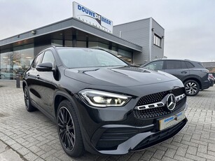 Mercedes-Benz GLA 250 e AMG Line Night Pano-Dak Camera