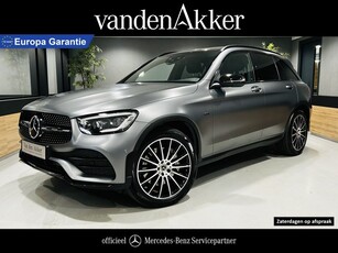 Mercedes-Benz GLC 300e AMG // Luchtvering // Trekhaak //