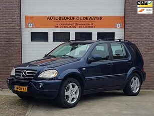 Mercedes-Benz M-klasse AMG 55 Marge 1e en 2e kerstdag open!