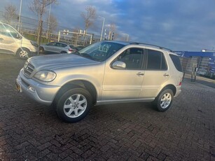 Mercedes-Benz M-Klasse ML 320 (bj 2001)