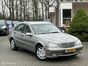 Mercedes C-klasse 180 K. Classic Automaat Unieke staat!