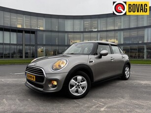 Mini Cooper 1.5 Cooper Business Edition Apple Carplay