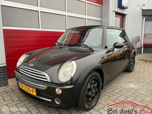 Mini Mini 1.6 Cooper clima/stoelverwarming nieuwe apk!