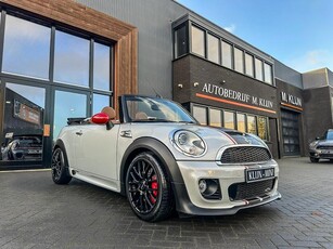 Mini Mini Cabrio 1.6 John Cooper Works Chili 211pk/bruin