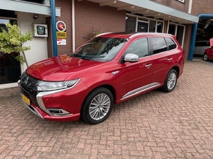 Mitsubishi Outlander 2.4 PHEV S-Edition (bj 2019)