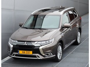 Mitsubishi Outlander PHEV 2.4 INSTYLE 4WD PLUG IN HYBRID