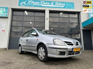 Nissan Almera Tino 1.8