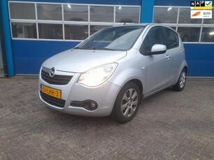 Opel Agila 1.2 Edition met nieuwe apk