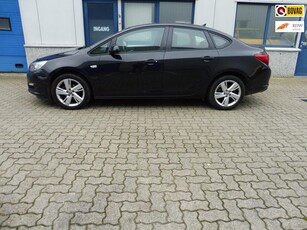 Opel Astra 1.4 Berlin