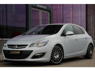 Opel Astra 1.4 Turbo Business + Navi. Xenon Winter