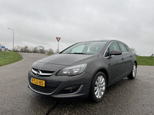 Opel Astra 1.4 Turbo Cosmo (bj 2014)