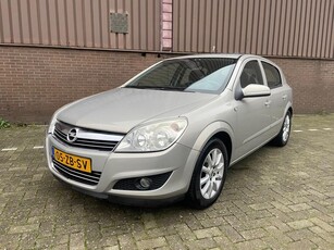 Opel Astra 1.6 Temptation 5drs. Automaat Airco