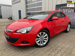 Opel Astra GTC 1.4 Turbo Design Edition / Navi / Cruise /