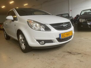 Opel Corsa 1.2-16V Color Edition 144000 km