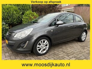 Opel Corsa 1.2-16V cosmo Airco/ Orig NL auto/ 3 Drs/ met