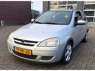 Opel Corsa 1.2-16V Maxx (bj 2004)