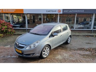 Opel Corsa 1.4-16V Cosmo 5drs Climat control Lmv. Half leder