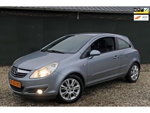 Opel Corsa 1.4-16V Cosmo/AIRCO/ABS/LMV/NAP/