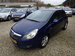 Opel Corsa 1.4-16V Sport