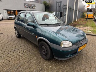 Opel Corsa 1.4i Strada 5 deurs automaat, stuurbekrachtiging