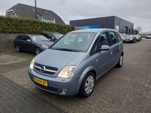 Opel Meriva 1.6-16V Cosmo (bj 2005, automaat)