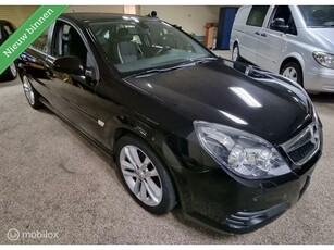 Opel Vectra GTS 1.8-16V Business nieuwe APK