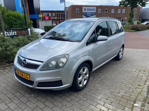 Opel Zafira 1.8 Enjoy 140 pk 7 zits (bj 2005)