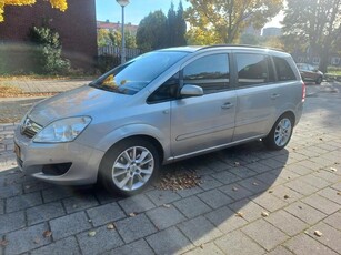 Opel Zafira 2.2 AUTOMAAT Temptation 7pers Airco