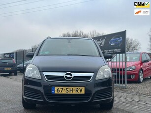 Opel Zafira 2.2 Cosmo, 7P.