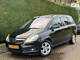 Opel Zafira 2.2 Cosmo /AUTOMAAT/PANORAMADAK/PDC/RIJDTGOED/