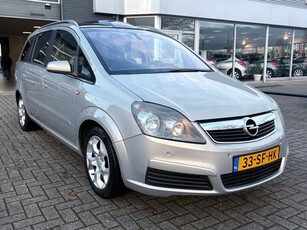 Opel Zafira 2.2 Cosmo (bj 2005)