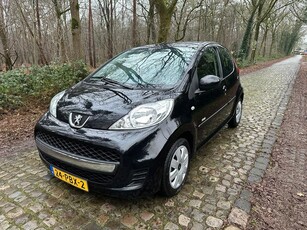 Peugeot 107 1.0-12V Millesim 200 94632 km airco