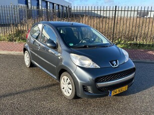 Peugeot 107 1.0-12V Urban Move