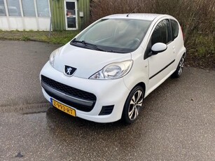 Peugeot 107 1.0-12V XS