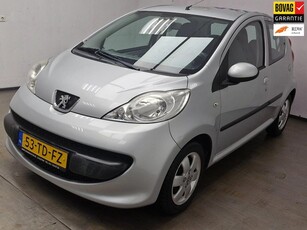 Peugeot 107 1.0-12V XS AIRCO ! GARANTIE ! NIEUWE APK !