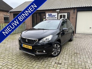 Peugeot 2008 1.2 PureTech Blue Lease Executive Trekhaak