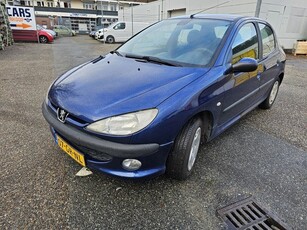 Peugeot 206 1.4 Gentry