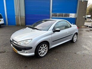 Peugeot 206 CC 2.0-16V (bj 2003)