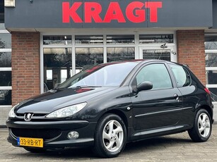 Peugeot 206 XS Pack 1.4-16V nw koppeling - APK 01-2026