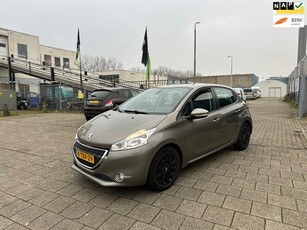 Peugeot 208 1.2 VTi Envy LAGE KMSTAND NETTE AUTO