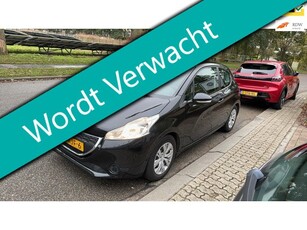 Peugeot 208 1.4 VTi Active 95pk 4-cilinder Airco Cruise 2e