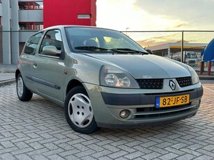 Renault Clio 1.2-16V Dynamique3DRSNAPAPKINRUILKOOPJE