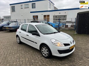 Renault Clio 1.2-16V Special Line