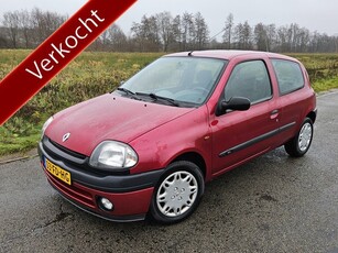 Renault Clio 1.4 RN Automaat/Nieuwe APK