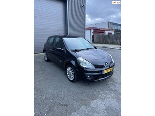 Renault Clio 1.6-16V Dynamique Luxe