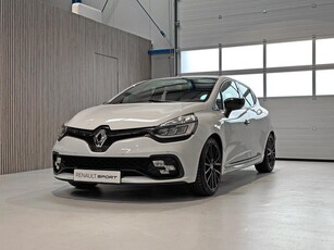 Renault Clio 1.6 Turbo R.S. Trophy facelift 220PK - 1