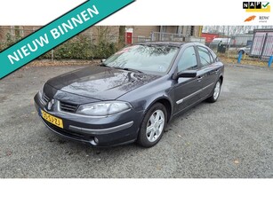 Renault Laguna 2.0-16V Business MET VOL JAAR APK